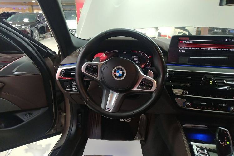 Used BMW 5 Series 2021 530Li Leading Model M Sport Package