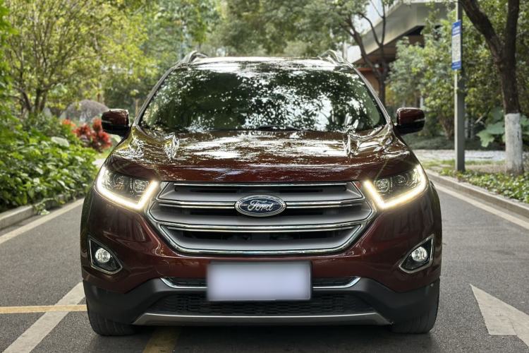 Used Ford Edge 2016 EcoBoost 245 Two-Wheel-Drive Titanium 7-Seater
