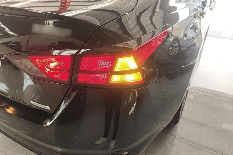 Used Nissan Teana 2019 2.0L XL Upper SmartDrive Version
