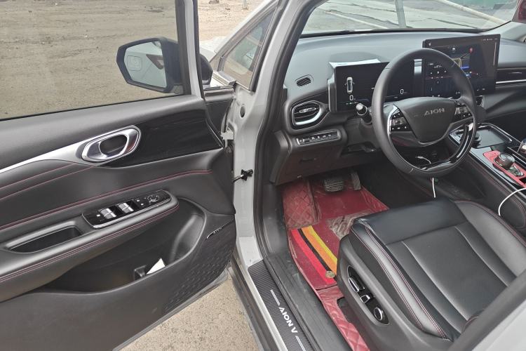 Used AION V 2021 Plus 70 Smart Edition Lithium Iron Phosphate