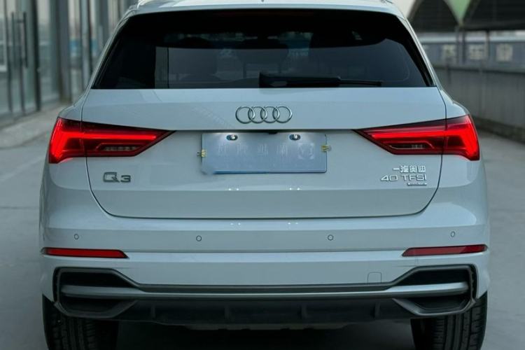 Used Audi Q3 2023 Updated 40 TFSI Fashionable and Dynamic Version