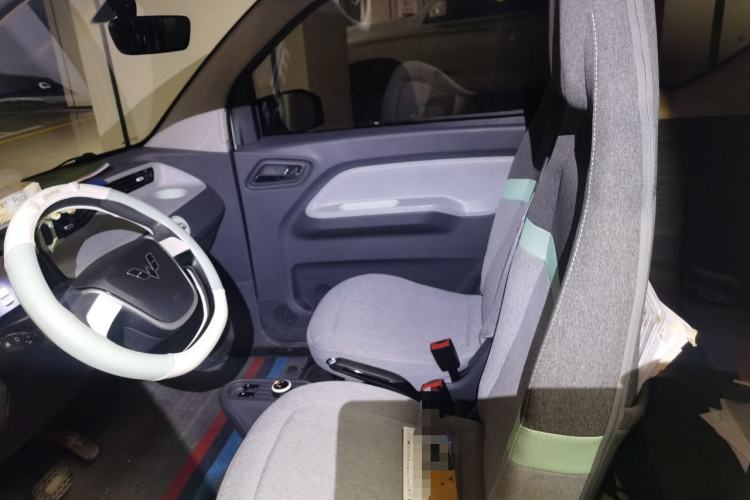 Used Wuling Hongguang MINIEV 2021 Macaron Premium Model – Lithium Iron Phosphate
