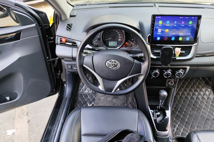 Used Toyota YARiS L 2021 X-Trail 1.5L CVT Luxury Edition