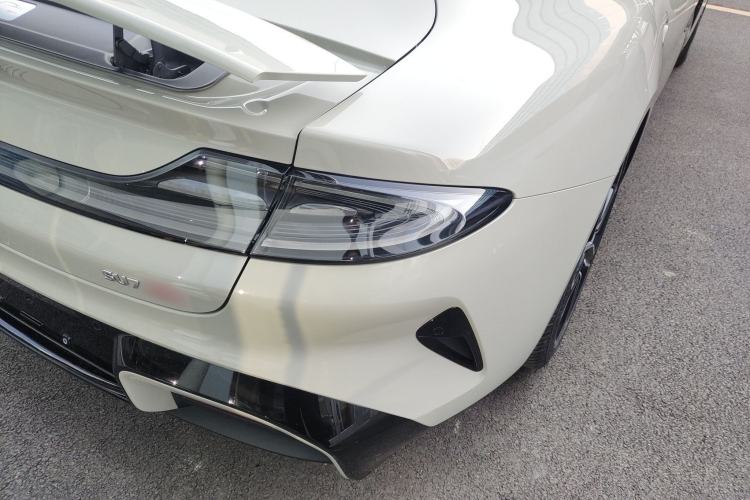 Used  SU7 2024 Four-Wheel Drive Ultra-Long Range Advanced Intelligent Driving Max Edition
