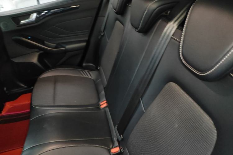 Used Ford Focus 2021 Hatchback EcoBoost 180 Automatic Titanium Edition
