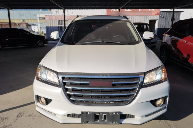 Used Haval H2 2018 Chuanxiang Edition Red Badge 1.5T Manual Two-Wheel Drive Fashionable Model