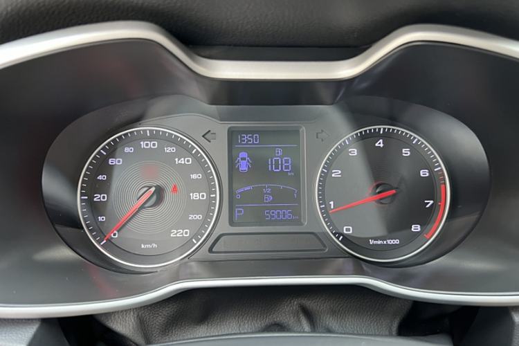 Used MG ZS 2018 1.5L Automatic Luxury Edition China V Standard
