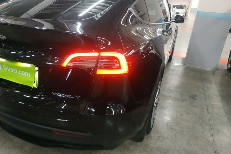 Used Tesla Model Y 2021 Standard Range Rear-Wheel Drive Version