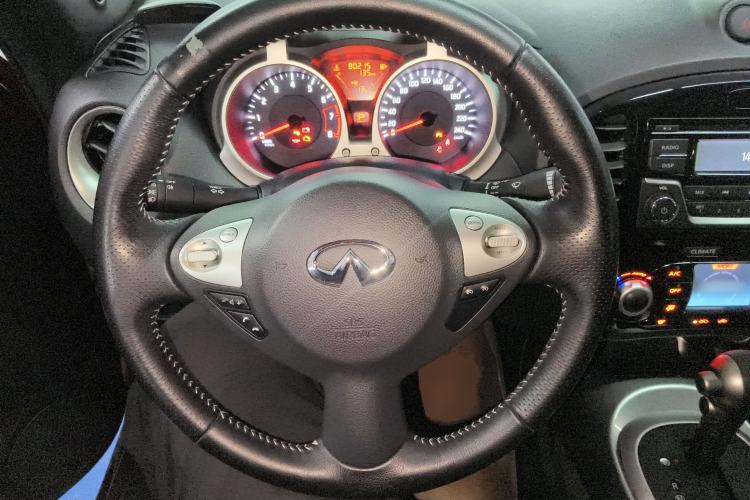 Used Infiniti ESQ 2014 1.6L Spontaneous Edition