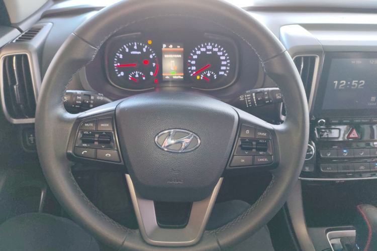 Used Hyundai ix35 2019 2.0L Automatic 2WD Zhiyong·Changxiang Edition China VI Standard
