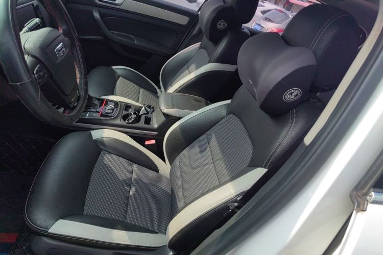 Used Qoros 5 2018 1.6T Automatic Prestige Model
