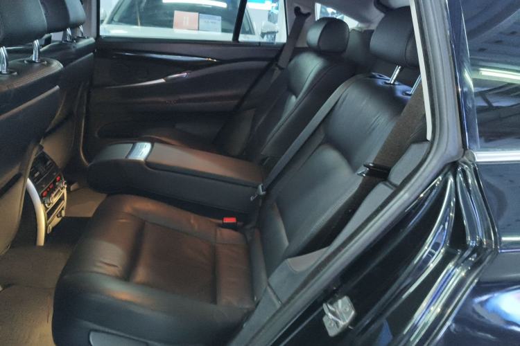 Used BMW 5 Series GT 2015 535i Leading Model