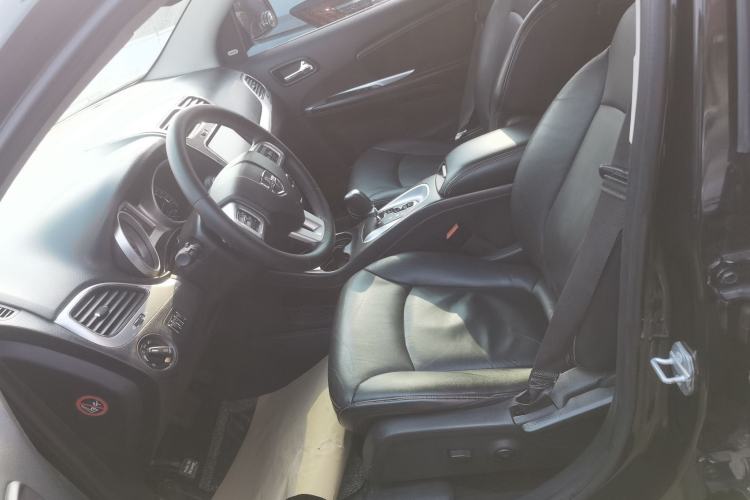 Used Dodge Journey 2015 2.0TD Four-Wheel Drive Luxury Edition
