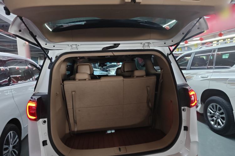 Used Buick GL8 2021 ES Land Cruiser 653T Luxury Edition