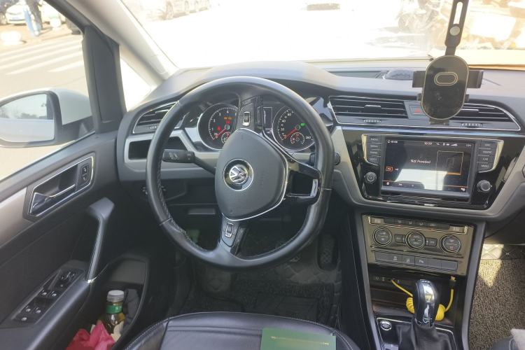 Used Volkswagen Touran 2018 Volkswagen Touran L 280TSI DSG Boundary Edition 7 Seats China V Emission Standard