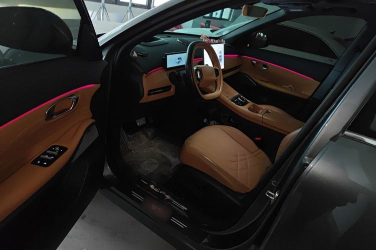 Used  Galaxy Xingjian 7 EM-i 2025 120km Flagship Edition
