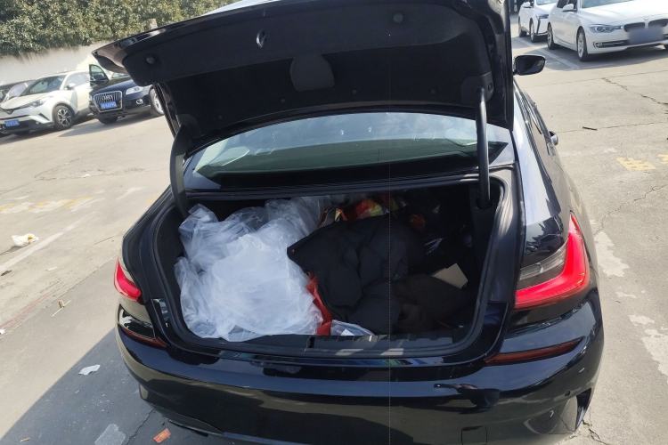 Used BMW 3 Series 2021 Second Facelift 325i M Sport Night Edition Package
