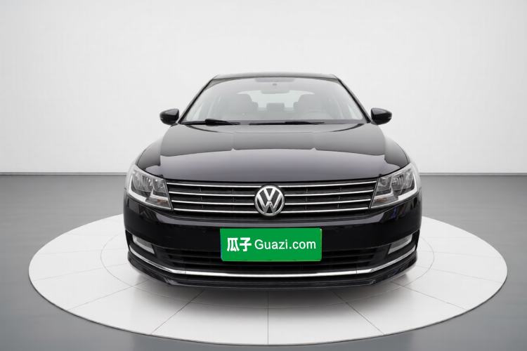 Used Volkswagen Lavida 2015 1.6L Automatic Comfort Edition
