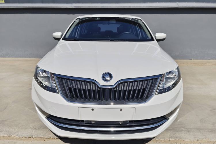 Used Skoda Rapid Spaceback 2018 1.6L Automatic Comfort Edition