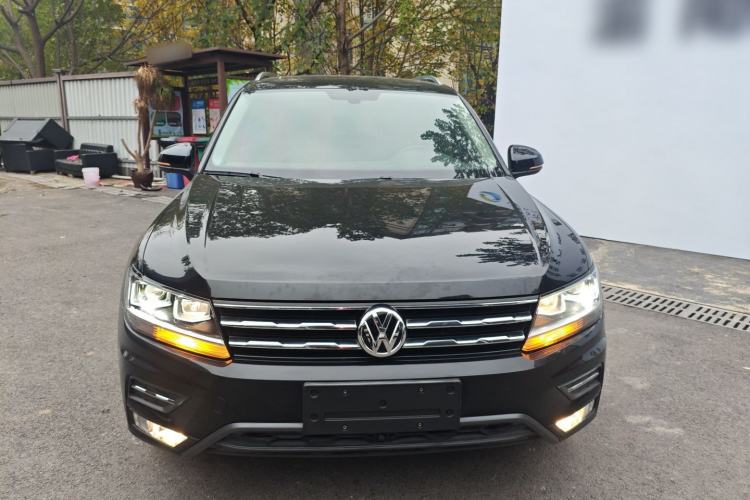 Used Volkswagen Tiguan L 2020 330TSI Automatic Two-Wheel Drive Panoramic Comfort Edition China VI Standard