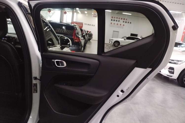 Used Volvo XC40 2022 T4 Four-Wheel Drive Smart & Luxurious Edition
