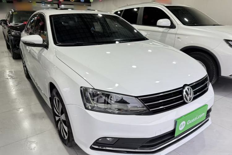 Used Volkswagen Sagitar 2017 180TSI Automatic Leading Model