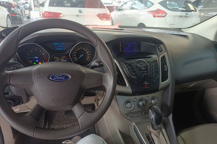 Used Ford Focus 2012 Sedan 1.6L Automatic Comfort Model