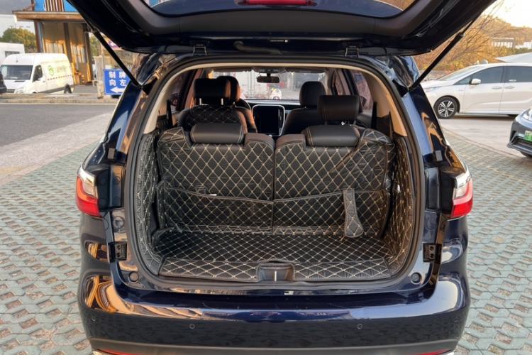 Used BYD Song MAX 2018 1.5T Automatic Smart Connect Elite Model with 6 Seats
