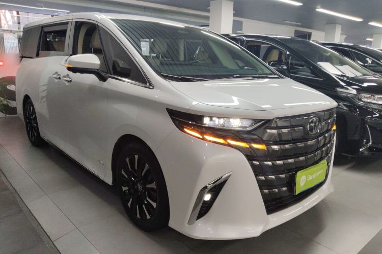 Used Toyota Alphard 2024 Dual-Engine 2.5L Deluxe Edition
