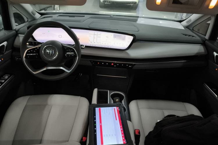 Used Buick GL8 2025 Lu Zun Deluxe Edition