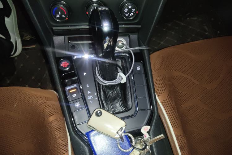 Used Volkswagen Lamando 2015 230TSI DSG Fashion Edition