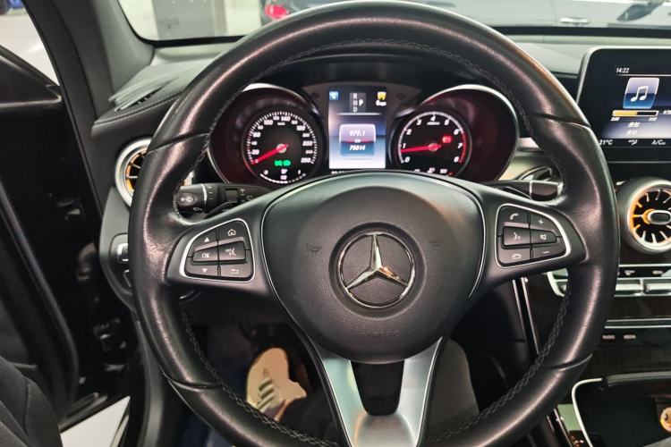 Used Mercedes-Benz GLC 2018 Facelifted GLC 260 4MATIC Dynamic Edition
