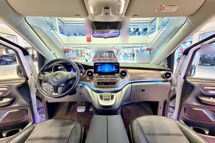 Used Mercedes-Benz V-Class 2021 V 260 L Long-wheelbase Luxury Edition