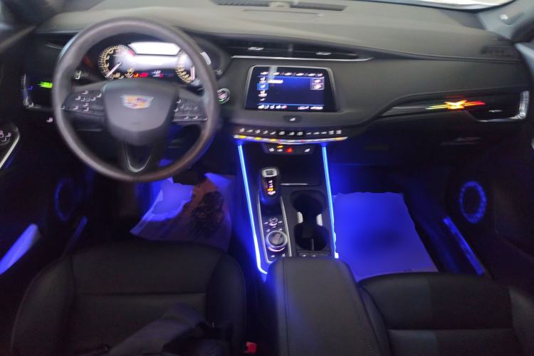 Used Cadillac XT4 2018 28T Two-Wheel Drive Leading Version