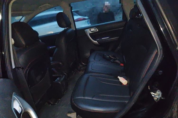 Used Haval H6 2013 Upgraded Model 1.5T Manual Two-Wheel Drive Elite Version
