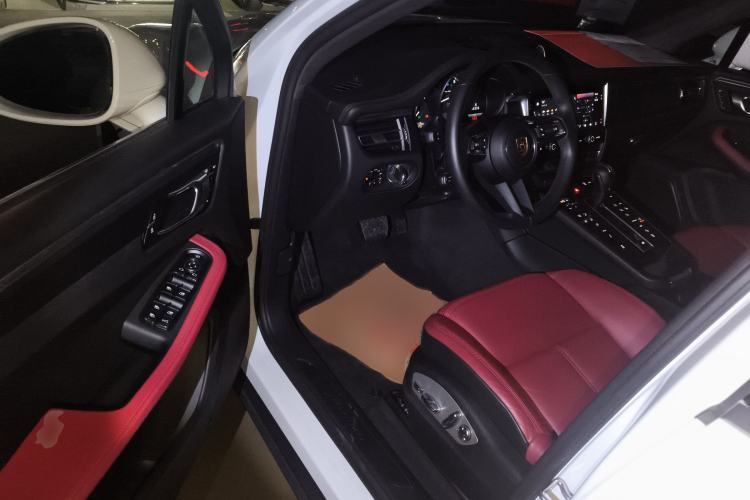 Used Porsche Macan 2024 Macan 2.0T
