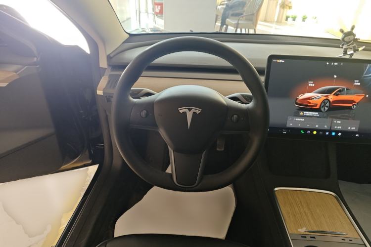 Used Tesla Model 3 2022 Rear-Wheel-Drive Version
