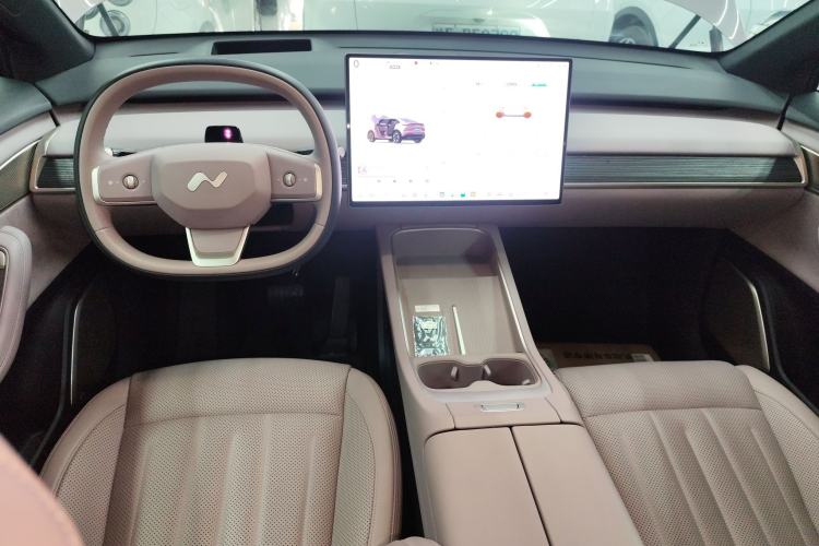 Used ONVO L60 2024 60 kWh Rear-Drive Version