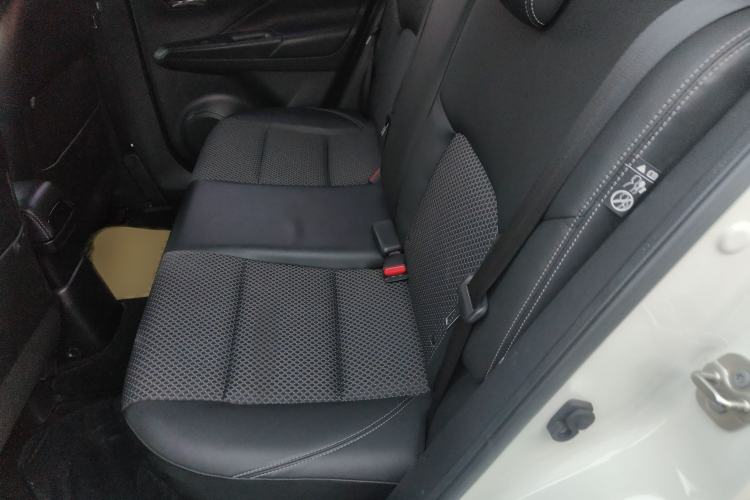 Used Nissan Kicks 2018 1.5L CVT Smart Connect Luxury Edition
