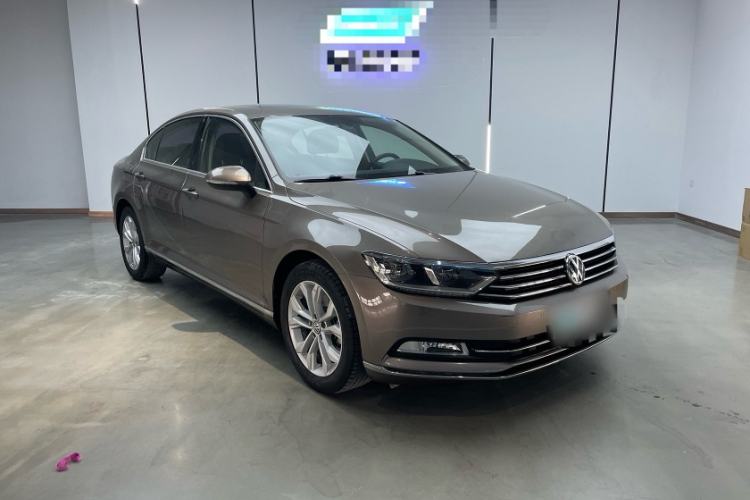 Used Volkswagen Magotan 2018 330TSI DSG Luxury Model