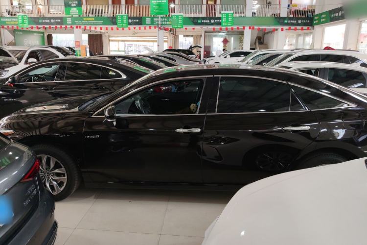 Used Toyota Avalon 2019 Dual-Engine 2.5L Luxury Edition China VI Standard