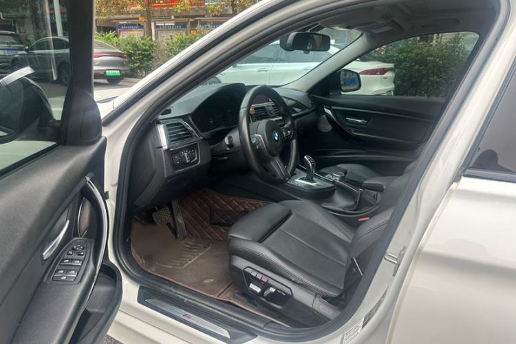 Used BMW 3 Series 2018 320Li Leading Model M Sport Package