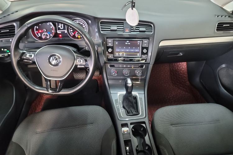 Used Volkswagen Golf 2018 230TSI Automatic Comfort Model