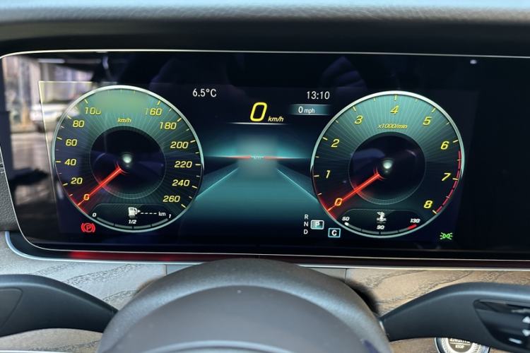 Used Mercedes-Benz E-Class 2021 Facelift E 260 L
