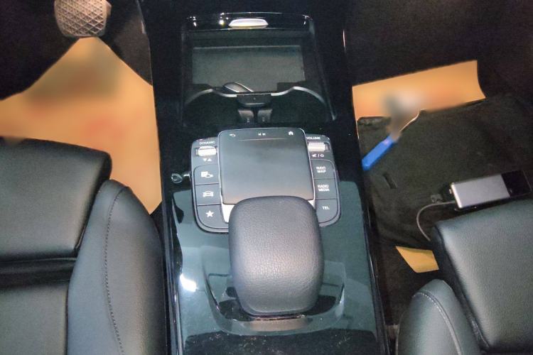 Used Mercedes-Benz A-Class 2022 Restyled A 200 L Sport Sedan Fashion Version
