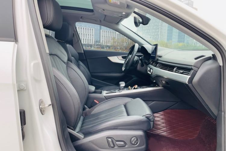 Used Audi A4L 2022 40 TFSI Luxury Dynamic Model
