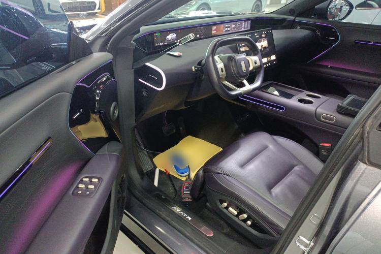 Used  07 2024 Max Extended-Range Exploration Edition
