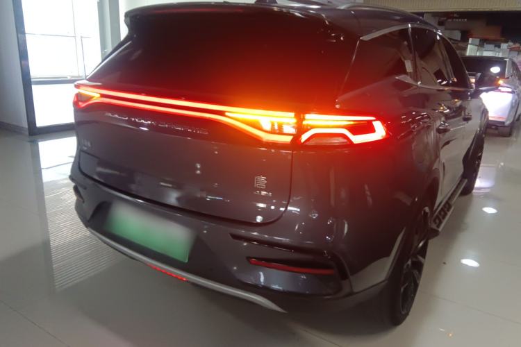 Used BYD Tang New Energy 2021 DM 2.0T Four-Wheel Drive High-Performance Flagship Model
