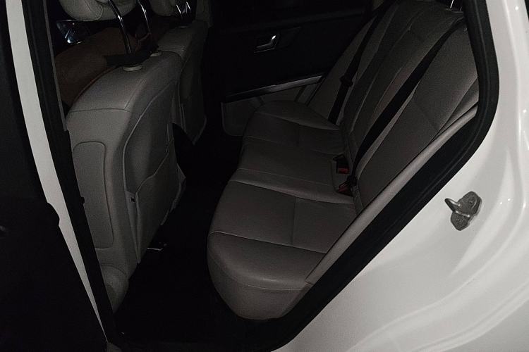 Used Mercedes-Benz GLK-Class 2013 GLK 300 4MATIC Dynamic Sunroof Model