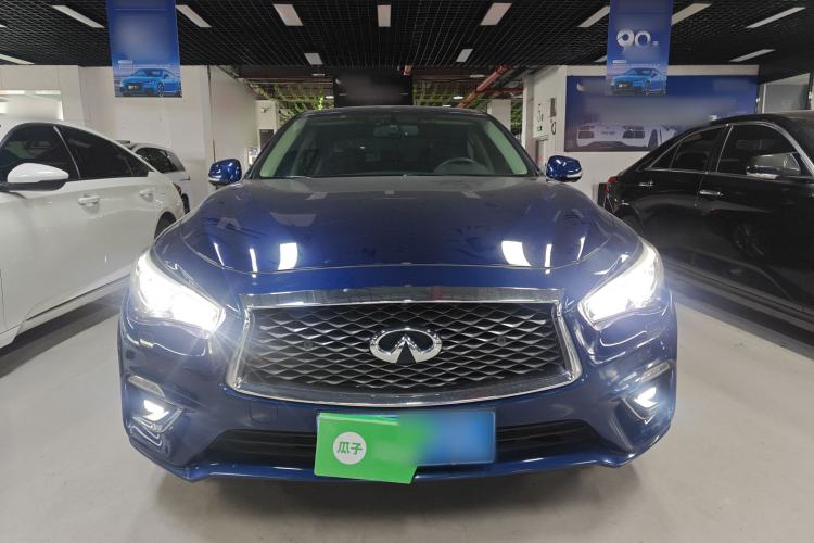 Used Infiniti Q50L 2018 2.0T Enjoyment Version China VI Standard
